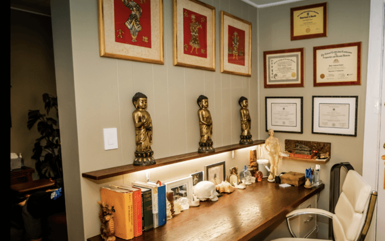 Interior image of Acupuncture In NYC office